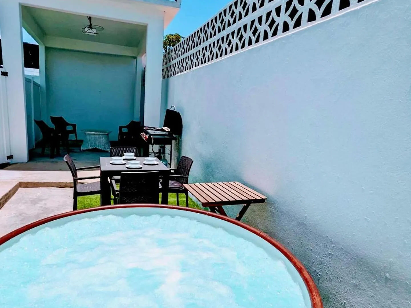 Ocean Front Apartments Arecibo