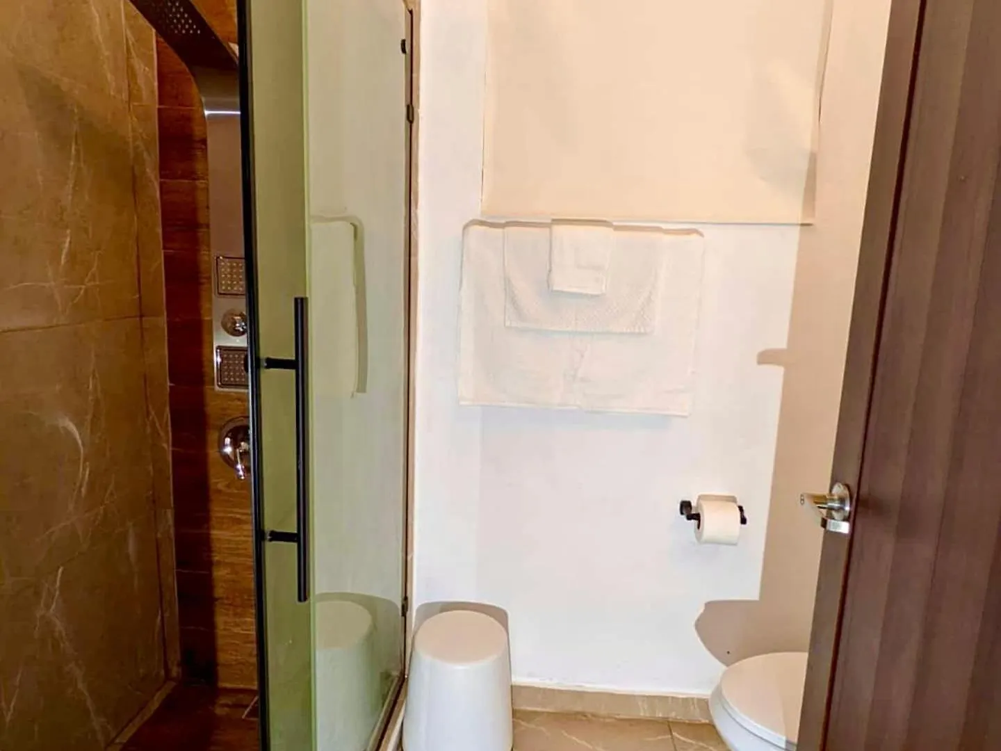 Ocean Front Apartments Arecibo