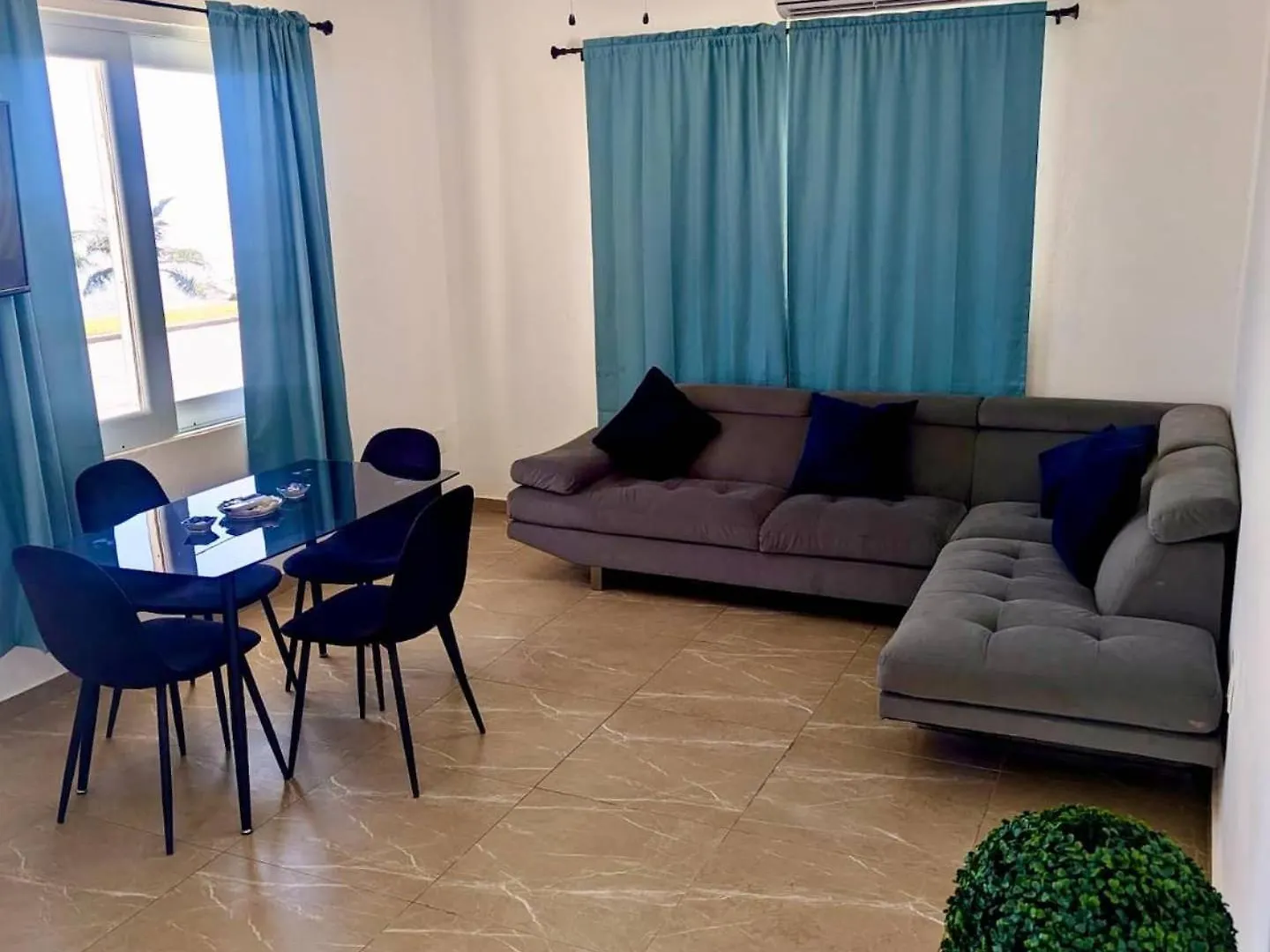 Ocean Front Apartments Arecibo